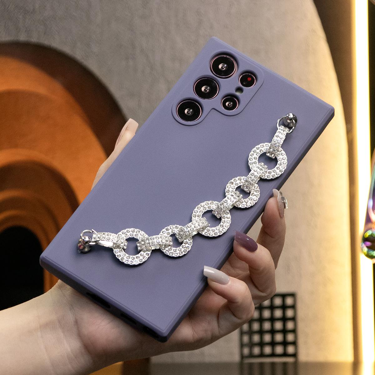 Coque de téléphone en silicone mat avec chaîne en diamant pour Samsung S24 S23 S22 S21 Ultra Plus S24Plus S24Ultra Camera Protect Soft Cover S23 FE