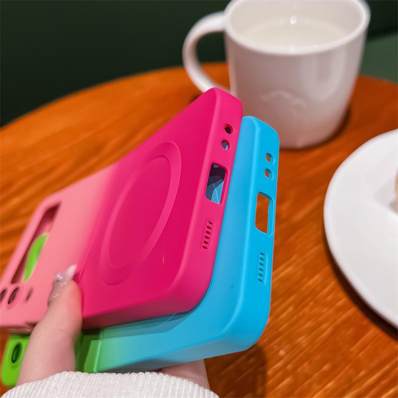 Gradient Color Magnetic Wireless Charging Phone Case For Samsung Galaxy Z Flip 3 4 5 ZFlip6