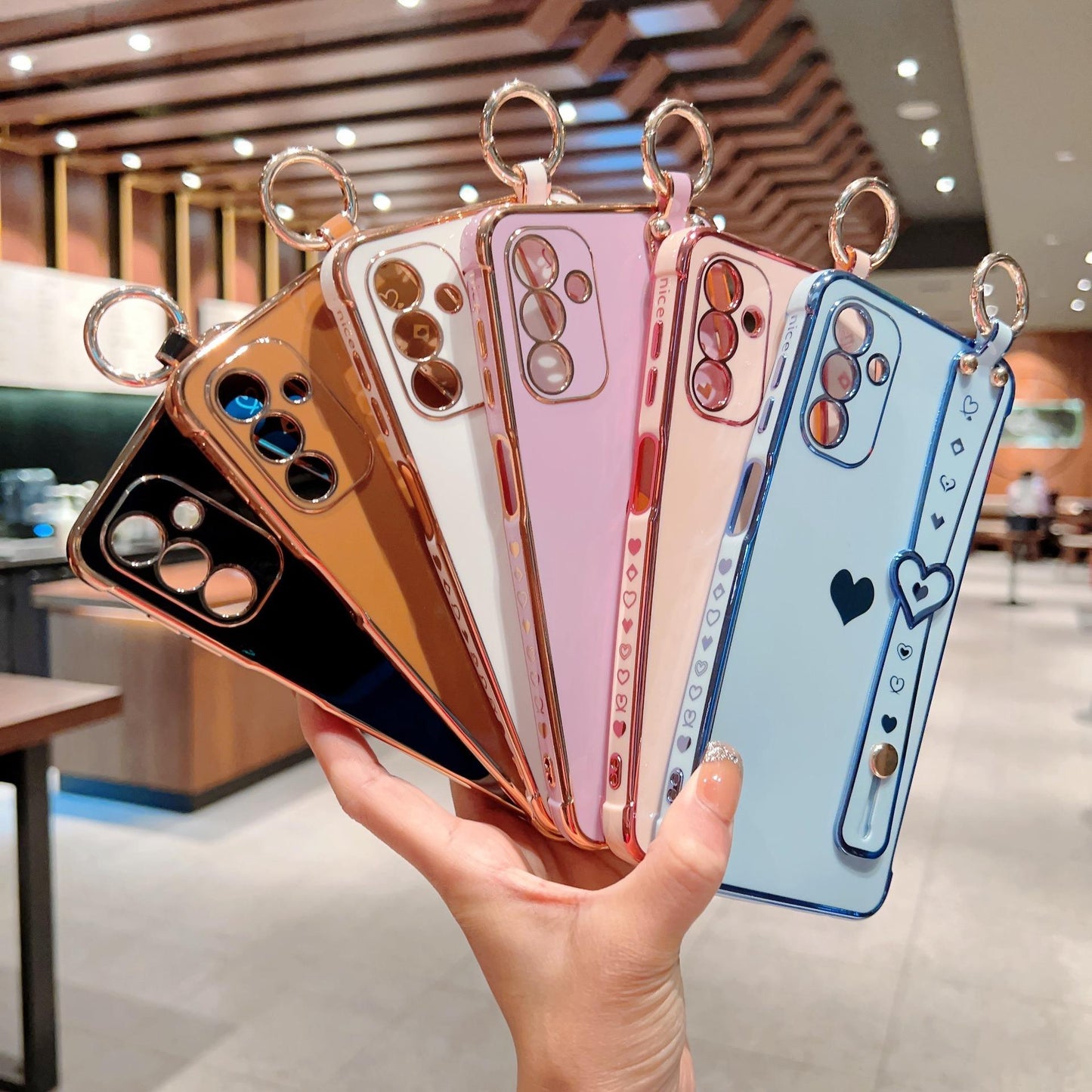 Plating Love Heart TPU Phone Case with Wristband For Samsung S25Ultra S24 S23 S22 S21 Shockproof Soft Full Cover