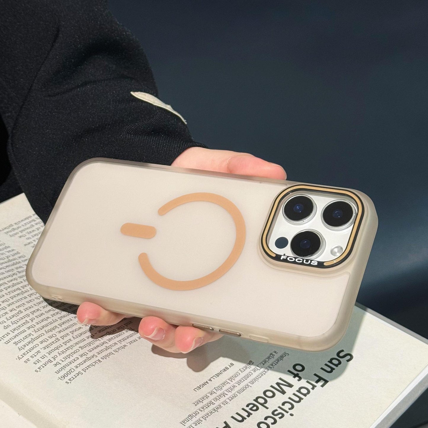 Matte PC Transparent Magnetic Len Protection Shockproof Phone Case For iPhone 16ProMax 15 14 13 12 11 Clear Skin Feel Hard Full Cover