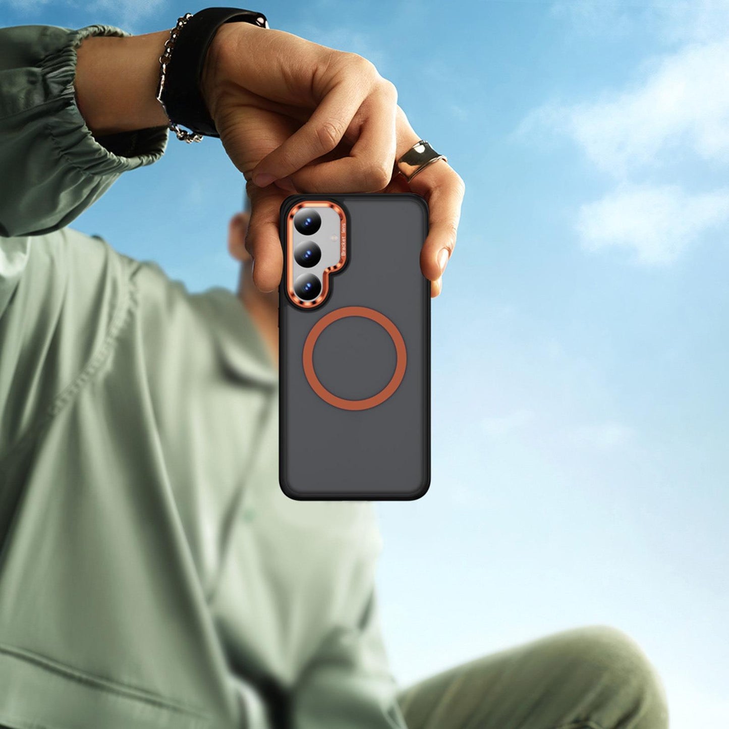 Two-tone Matte Transparent Anti-Dust Anti-Fall Bumper Shockproof Strong Magnetic Phone Case With Metal Camera Kickstand for Samsung S25Ultra S24 S23FE S23 A14 A15 A25 A35 A54 Bumper Hard Cover