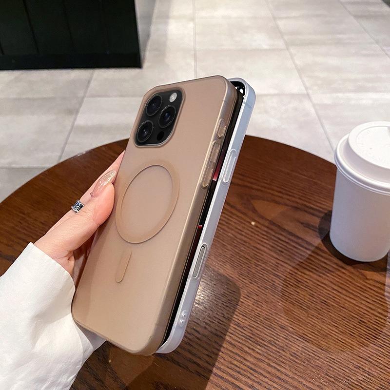 Matte PC Ultra Thin Transparent Magnetic Frozen Fog Phone Case For iPhone 16ProMax 15 14 13 12 Not Yellowing Clear Hard Full Cover