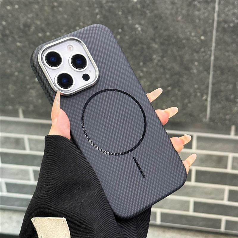 Carbon Fiber Matte Strong Fine Coil Magnetic Camera Hardware Shockproof Phone Case For iPhone 16ProMax 15 14 13 Support Wireless Charging Hard Full Cover